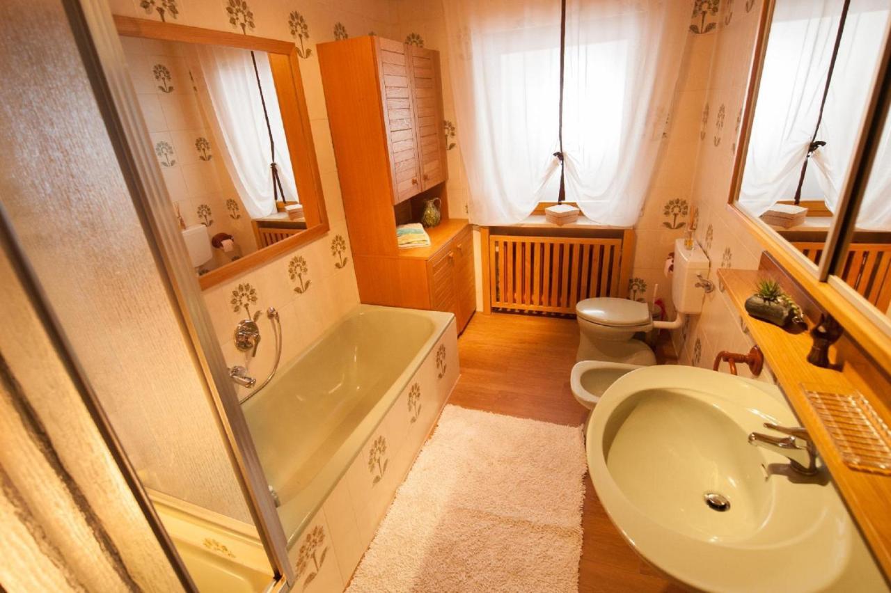 Ferienhaus "Lisa'S Haeusl" Neuschoenau Luaran gambar
