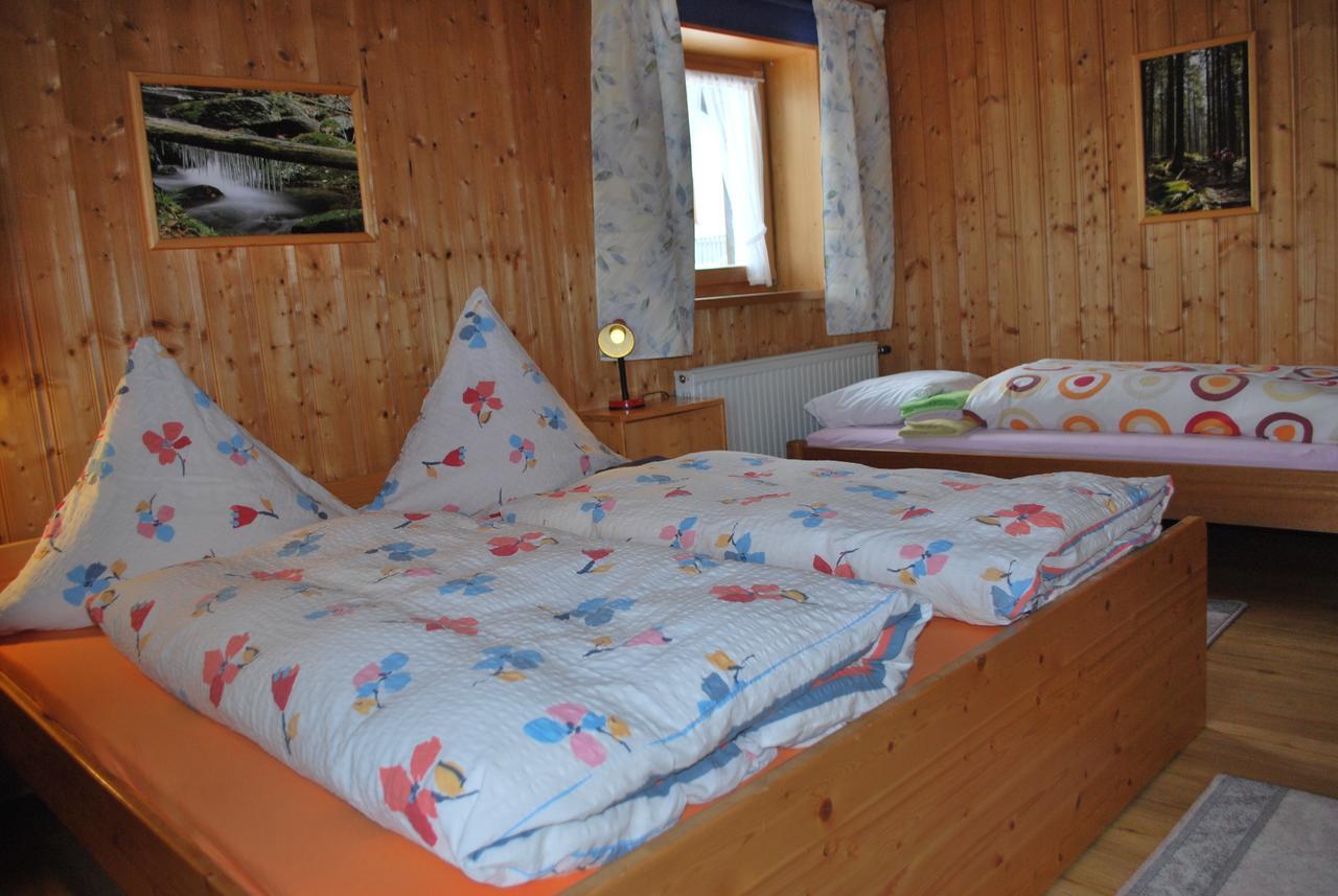 Ferienhaus "Lisa'S Haeusl" Neuschoenau Luaran gambar