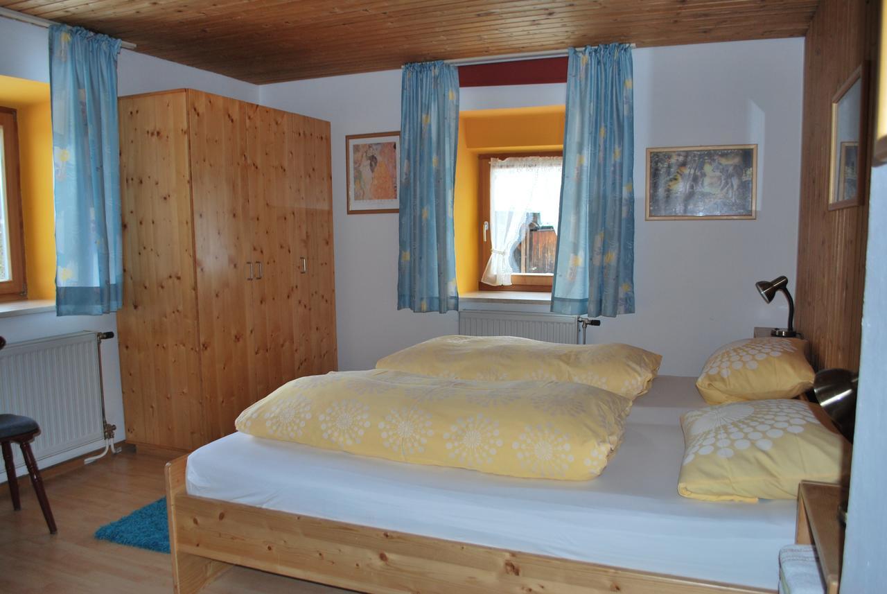 Ferienhaus "Lisa'S Haeusl" Neuschoenau Luaran gambar