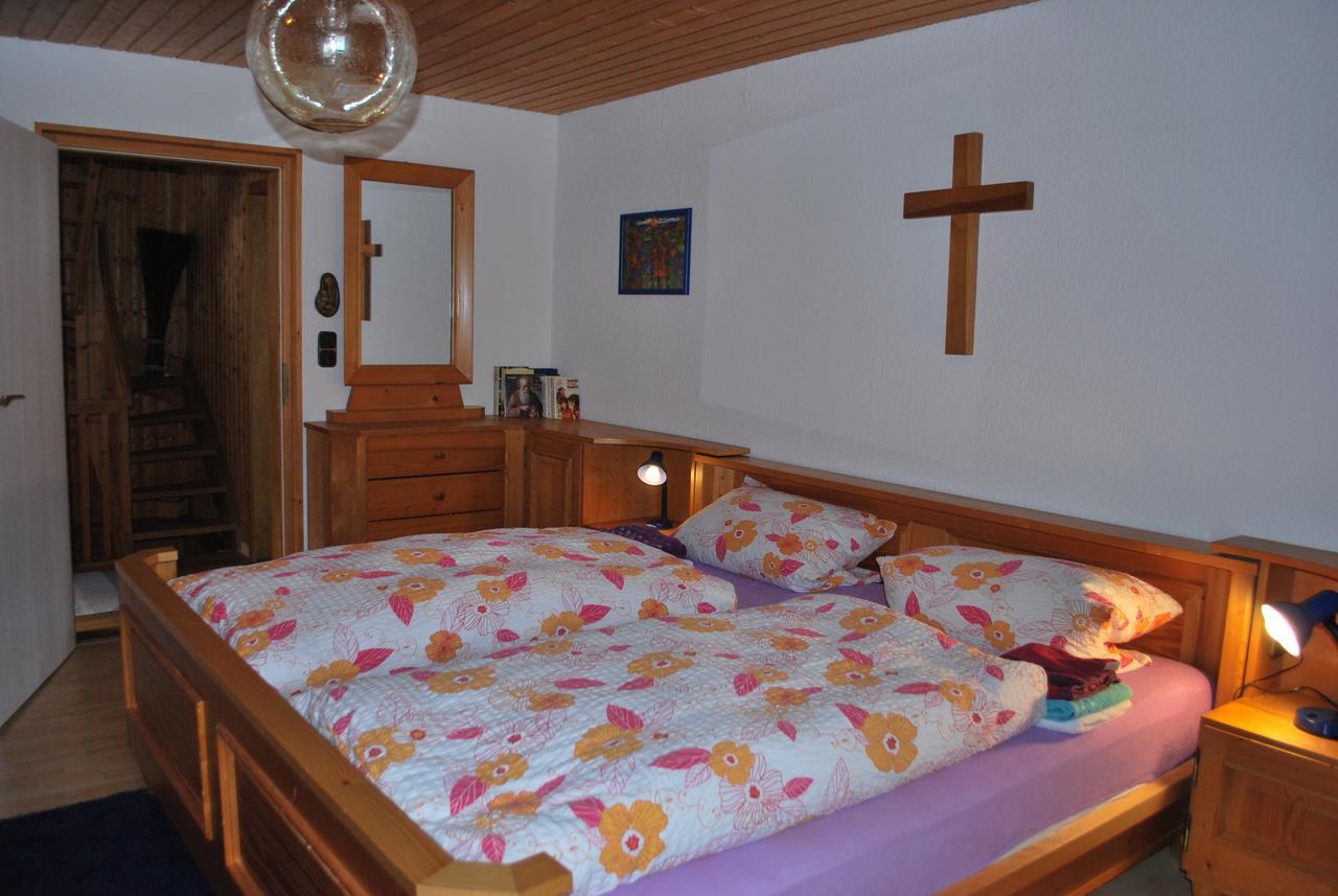 Ferienhaus "Lisa'S Haeusl" Neuschoenau Luaran gambar