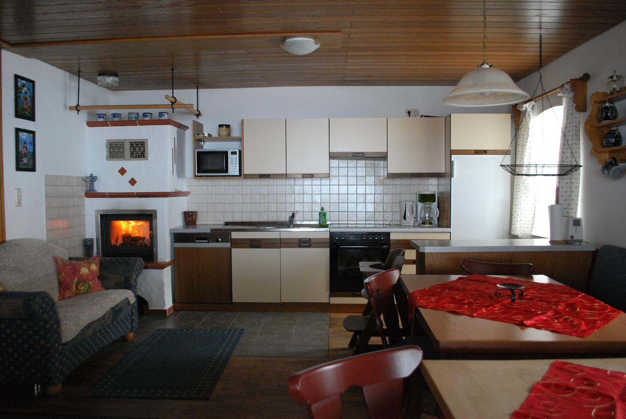 Ferienhaus "Lisa'S Haeusl" Neuschoenau Luaran gambar